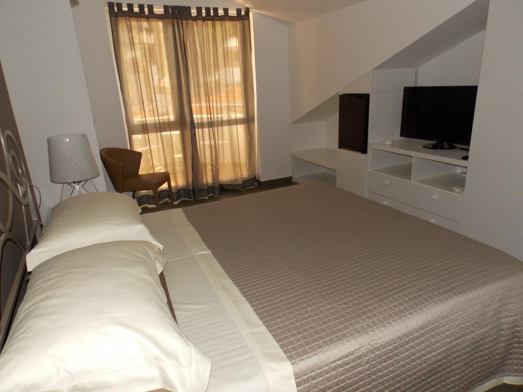 Corte dei merli Suite&Room Rovigno Camera foto
