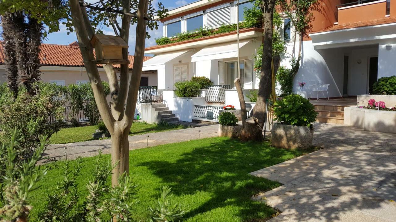 Corte dei merli Suite&Room Rovigno Esterno foto